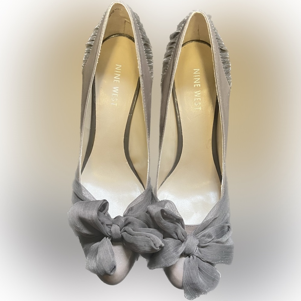 Nine West Reese Taupe Heels size 8